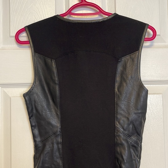 Guess Bodycon leather dress - Picture 3 of 3